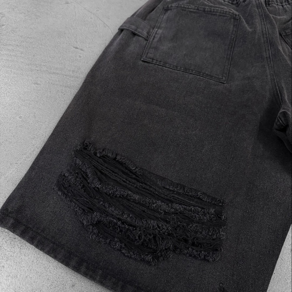 現貨 男女不拘黑系破壞七分牛仔報童褲-細節圖9