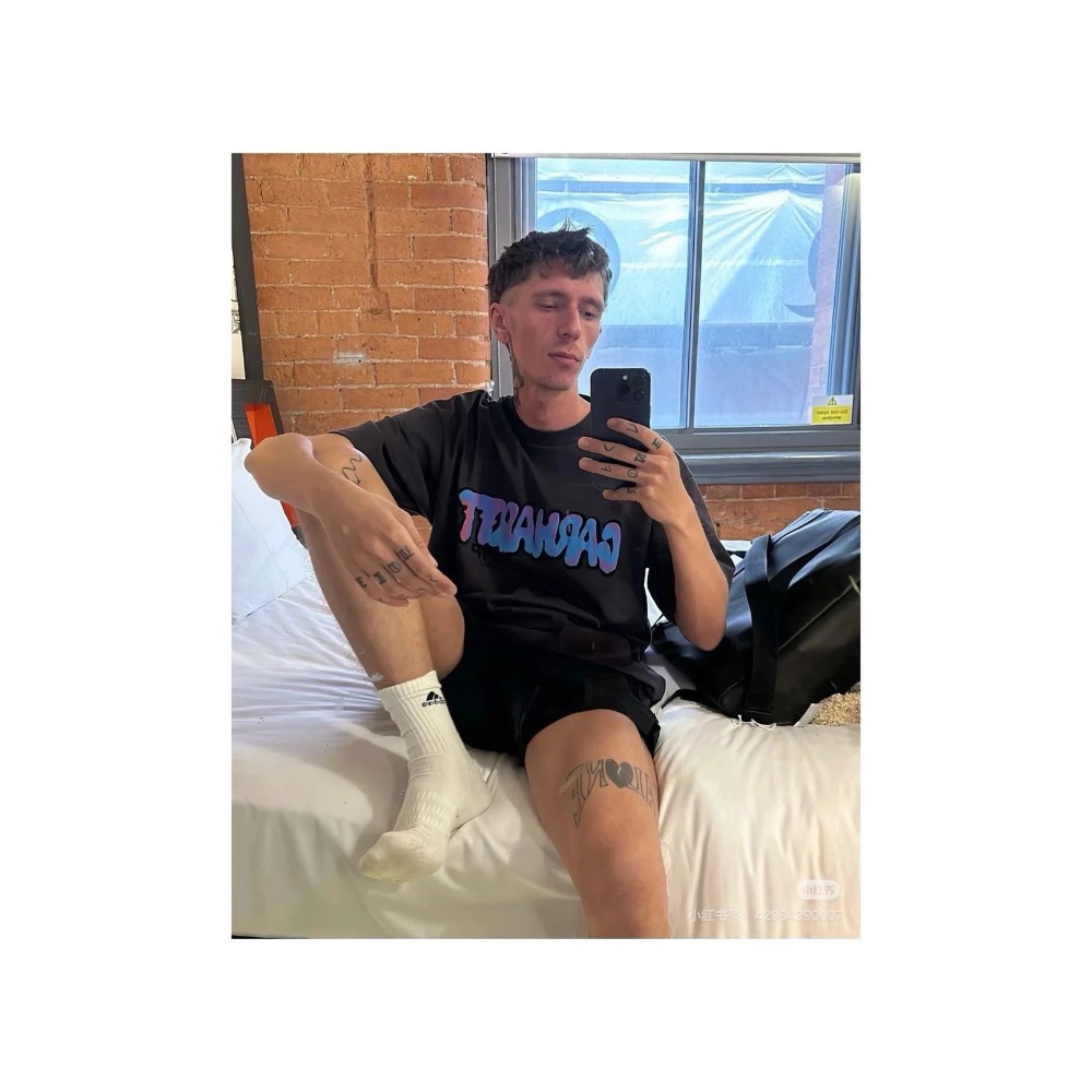 Carhartt 塗鴉字母短袖-細節圖5