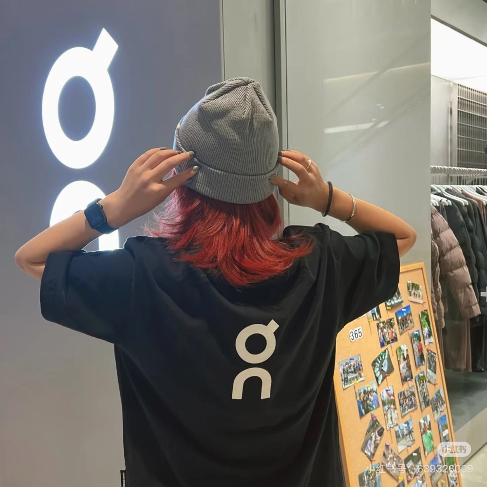 時尚運動品牌On昂跑男女同款絲光棉短袖T-細節圖5