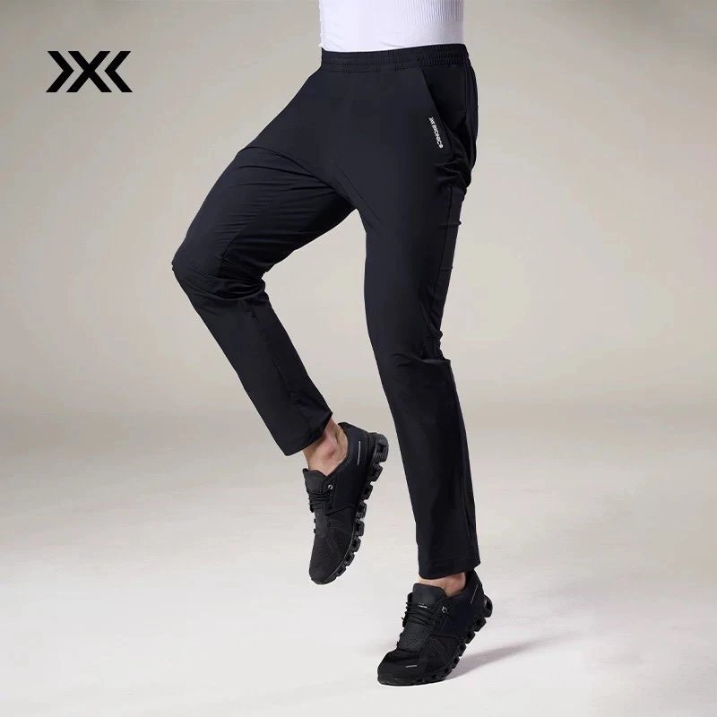 特價處理 瑞士品牌🇨🇭  XB蜂鳥 夏季神褲 涼感＋吸濕＋排汗＋透氣 彎刀休閒褲-細節圖4