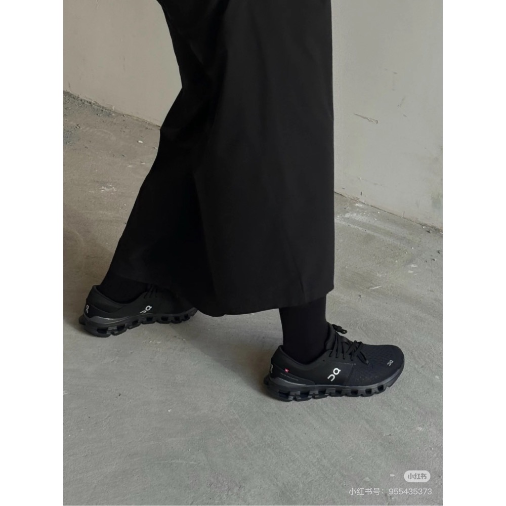 新款！On昂跑 𝐂𝐥𝐨𝐮𝐝 𝐗𝟒綜合訓練鞋！！全新升級的第四代各個方面都做了升級，更透氣腳感更好-細節圖6