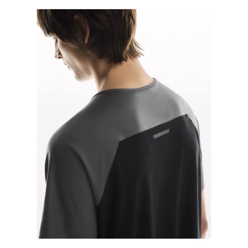 On Performance-T 反光印花 輕量速乾 激光剪裁拼接壓膠 無感 短袖T-細節圖2