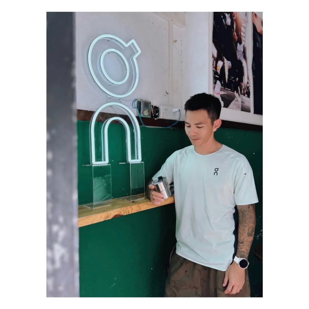 On Performance-T 反光印花 輕量速乾 激光剪裁拼接壓膠 無感 短袖T-細節圖5