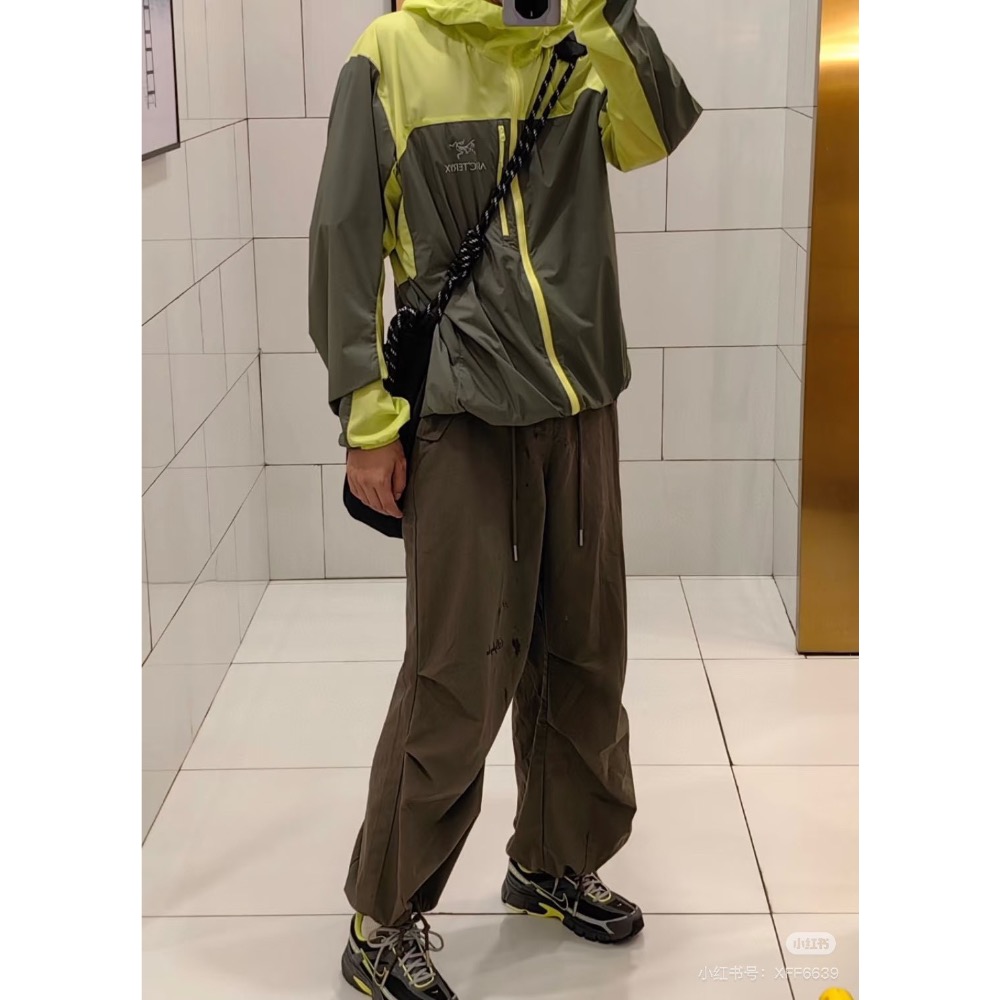 幾個特殊色出清 𝐀𝐑𝐂‘𝐓𝐄𝐑𝐘𝐗  始祖鳥 Squamish Hoody Arcteryx-細節圖2