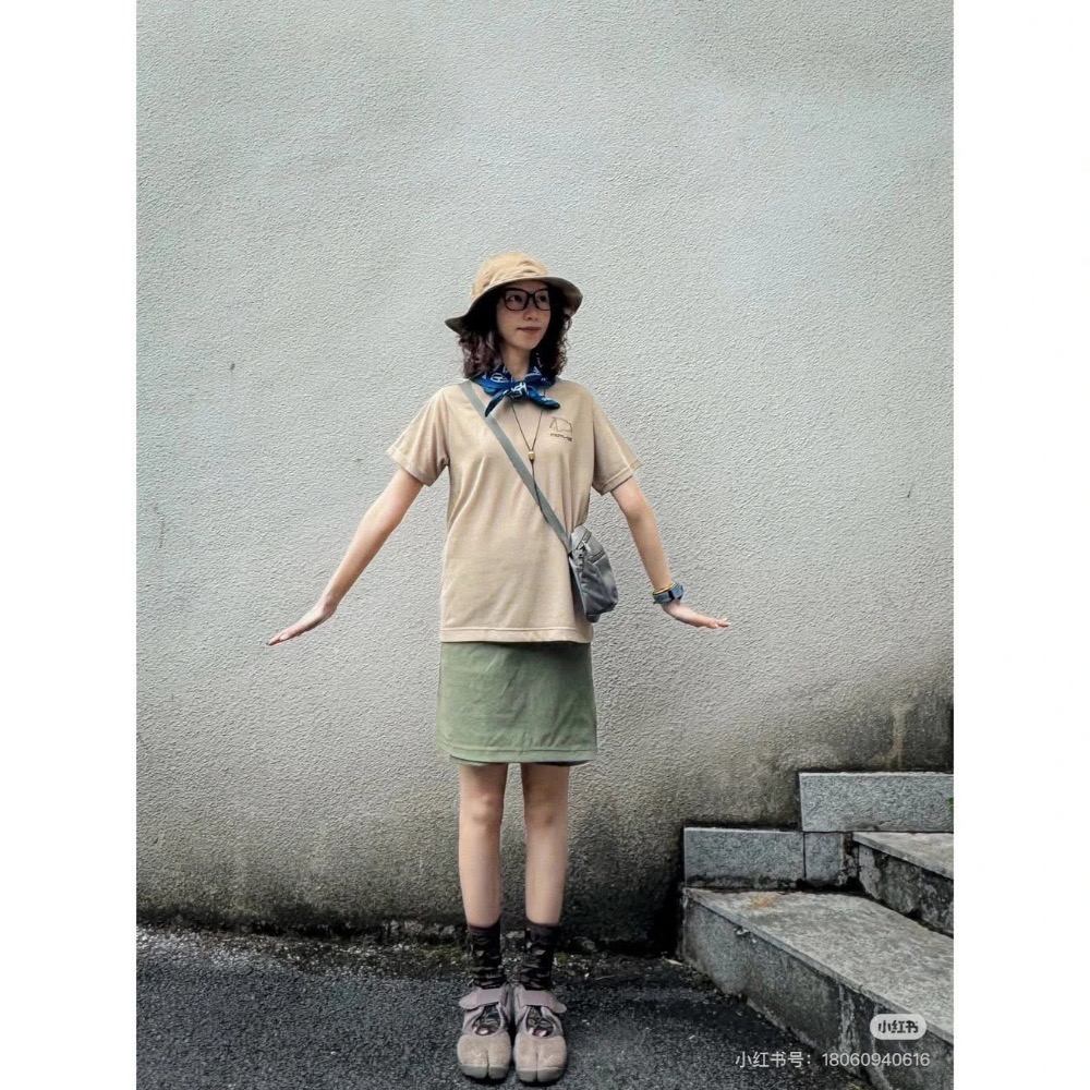 Mont-Bell 美山  WIC 帳篷熊印花 輕盈速乾透氣防曬 短袖T恤 男女款-細節圖3