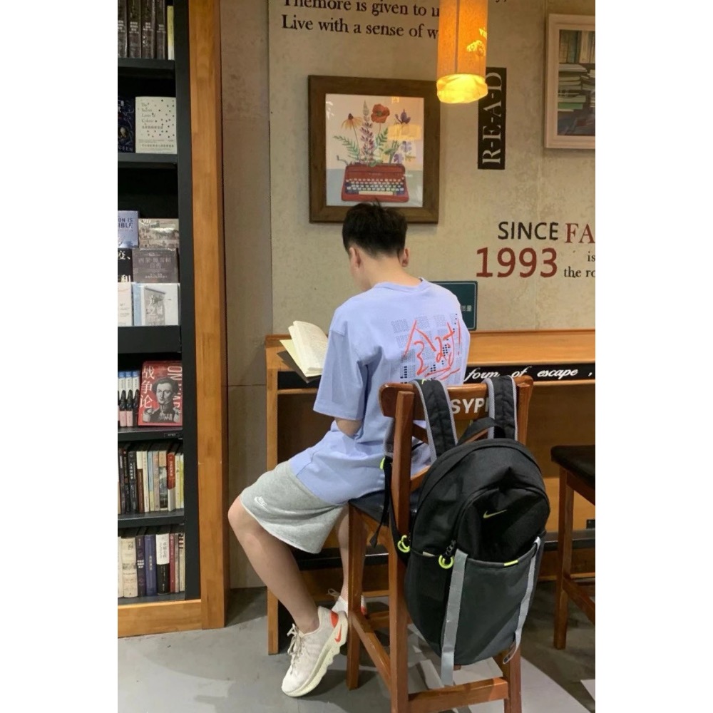 Nike  motiva 波浪鞋-細節圖2