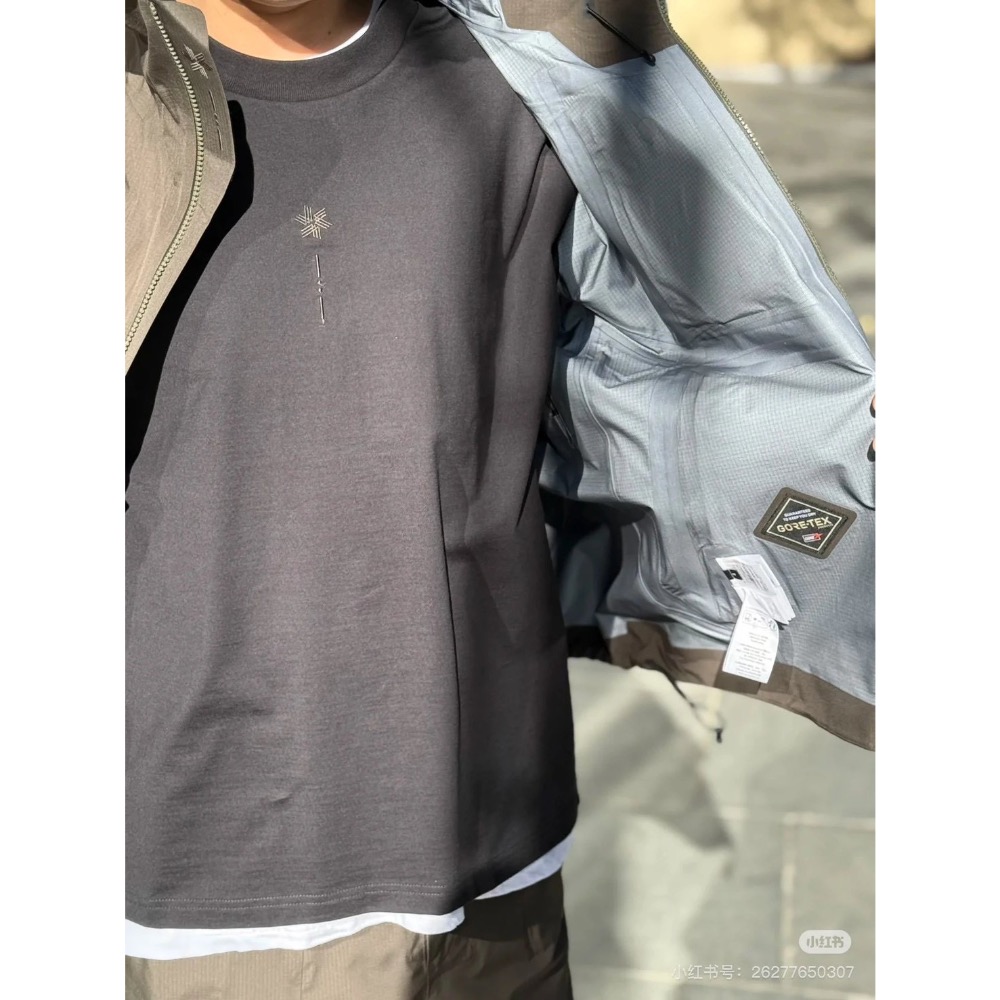 數量不多要的衝🔥Goldwin x J.L A.L 聯名系列  日線極簡主義純棉短袖 Tee-細節圖3