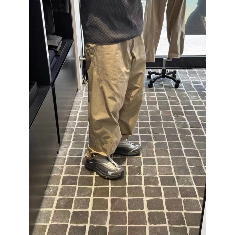 流線機能Goldwin 立體彎刀褲|解構剪裁 ×機能美學-細節圖7