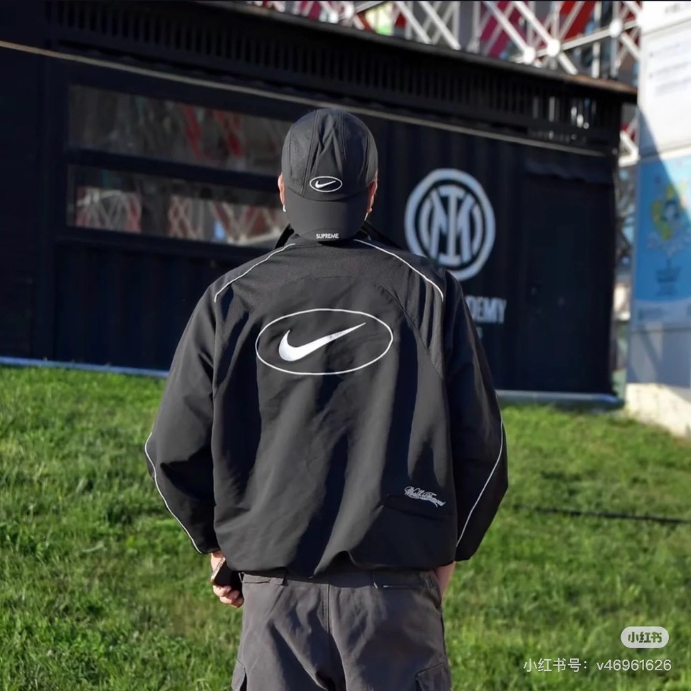 Supreme x Nike 聯名款 SS25 WEEK4 Track Jacket 袖口刺繡logo拉鍊開合夾克外套-細節圖5