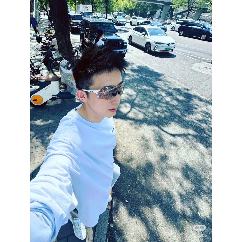 王一博同款Oakley EVZero Path（A） 全天候零重力 戶外騎行運動 變色太陽眼鏡 男女通用-細節圖3