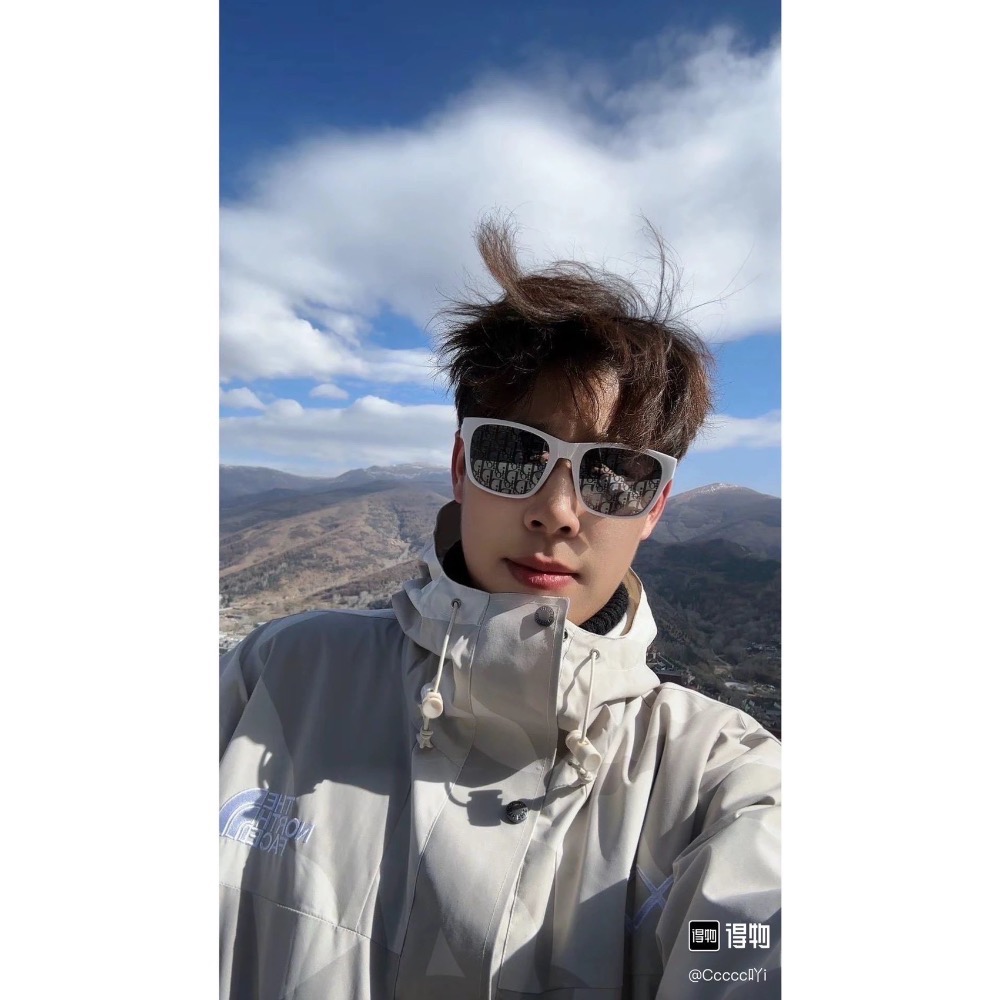 KAWS x Tnf 1986 白迷彩 防水防風硬殼外膽 戶外衝鋒衣連帽外套滑雪服 男女同款-細節圖2