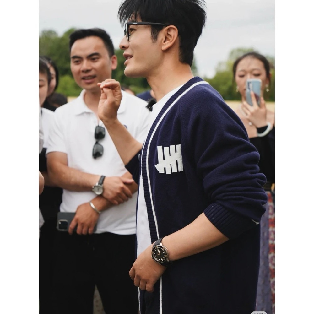 輕鬆get鬆弛感#【學院風穿搭】 undefeated 經典貼布繡-細節圖2