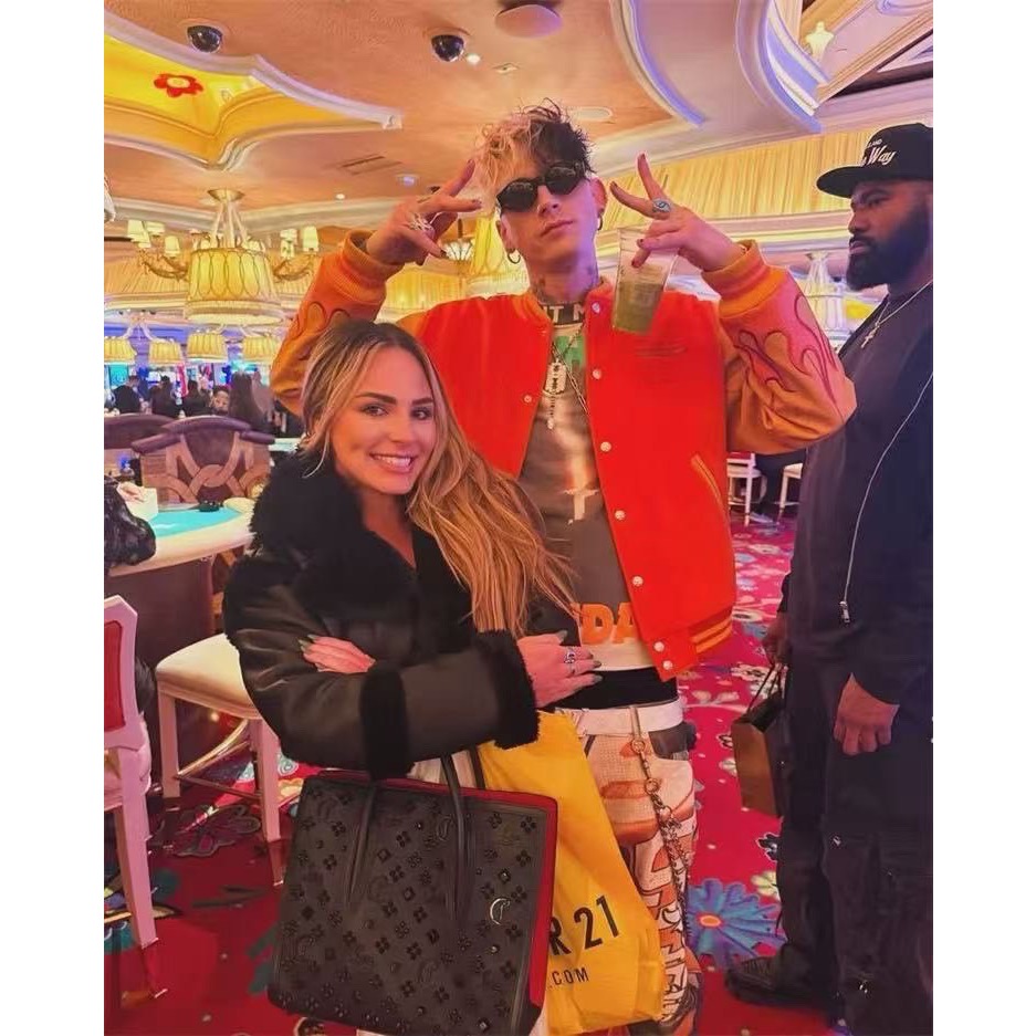 Vandythepink聯名寶可夢噴火龍棒球服-細節圖2