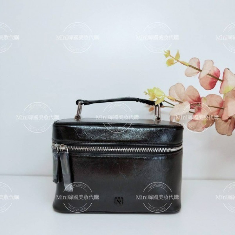 ☆mini韓國美妝代購☆HERA 皮革手提化妝箱-細節圖3