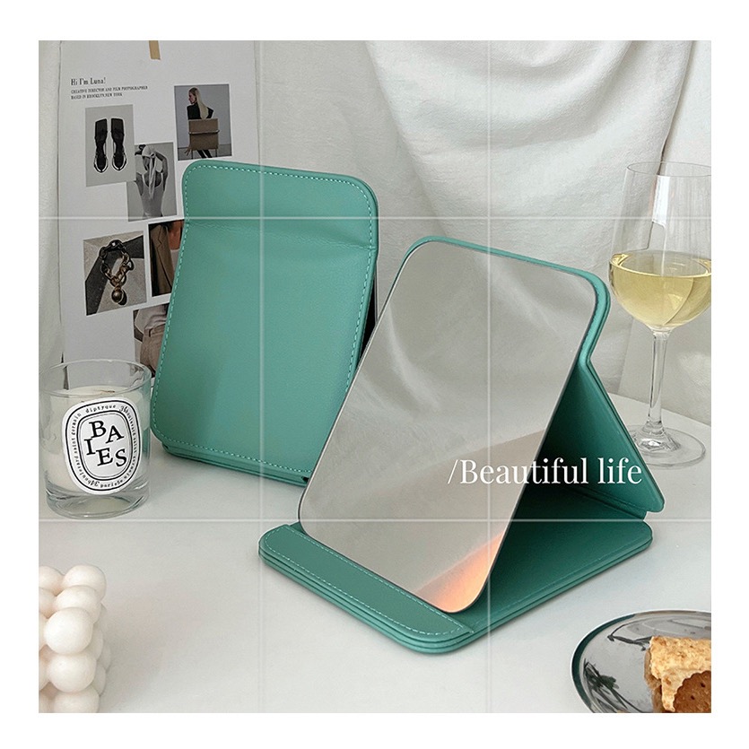 現貨｜皮革摺疊立鏡 防水化妝鏡 加厚可摺疊收納鏡 便攜化妝鏡 簡易梳妝鏡 檯式化妝鏡 歐式鏡子-細節圖2