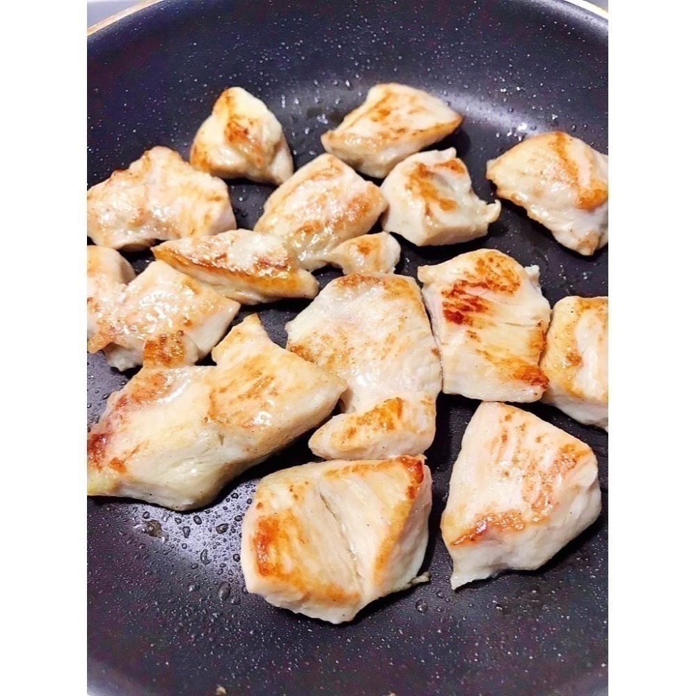 【陽太食品】真空包台灣國產香蒜清胸肉(雞胸去皮去骨)550g 雞胸肉 低溫烹調 健身 高蛋白 減醣 生酮 低脂-細節圖4