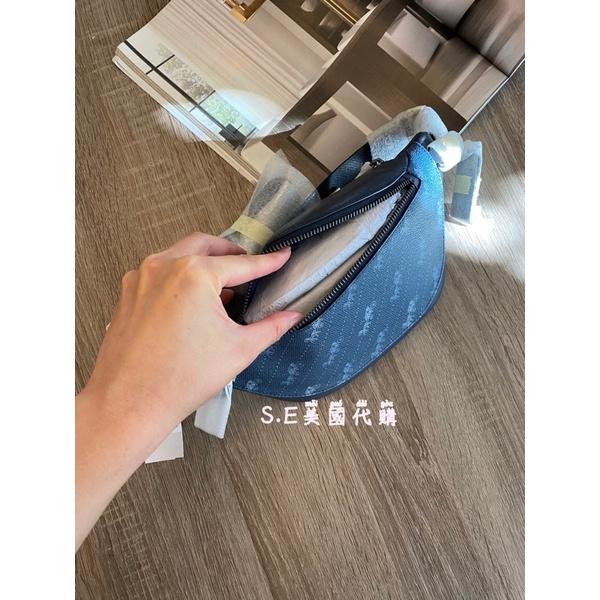 ［S.E美國代購］Coach 腰包 滿版馬車 限定 防刮 小包 斜背包-細節圖2