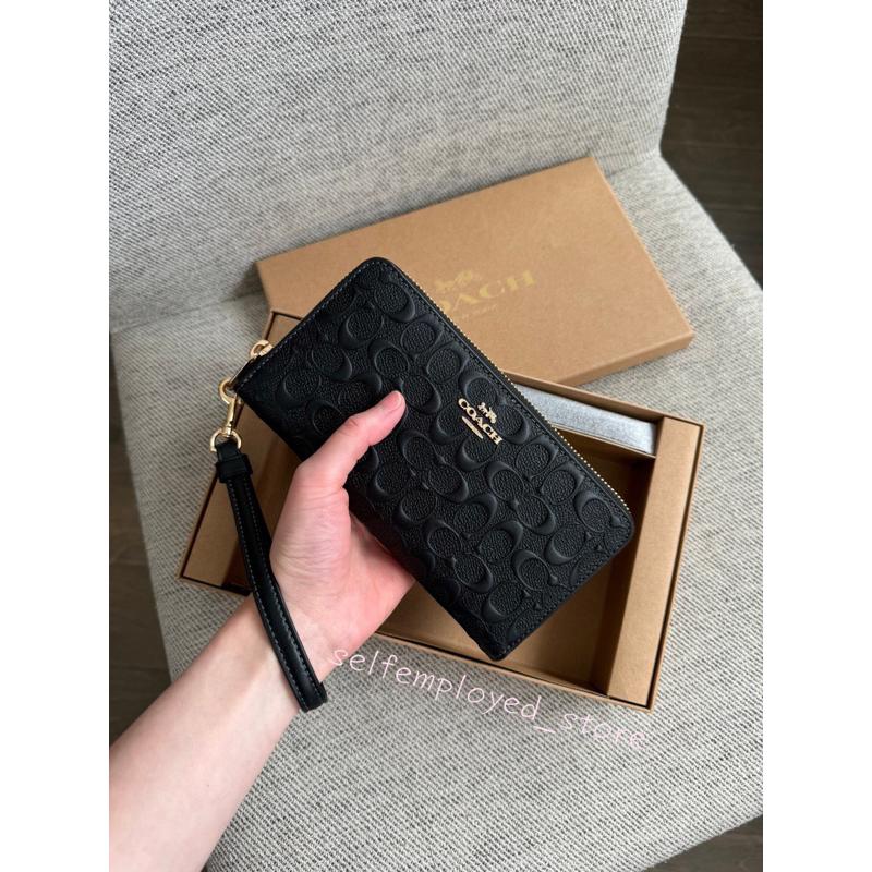 ［S.E美國代購］Coach 手掛飾長夾禮盒組（經典浮雕黑） 附贈小愛心掛飾 拉鍊長夾 長夾 限定 送禮專屬-細節圖4