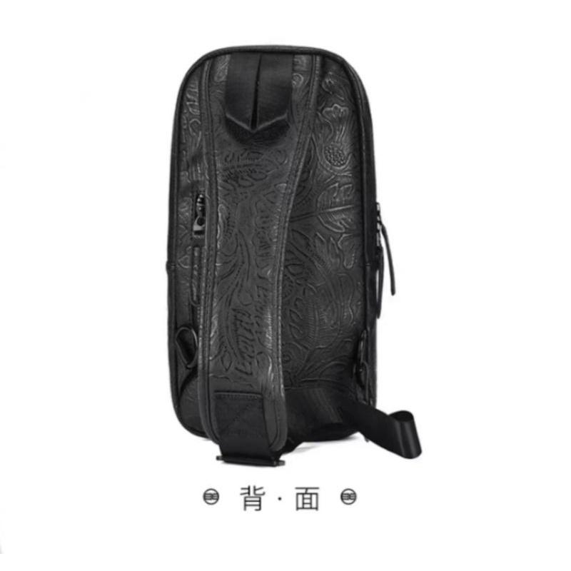 重工刺繡系列側背胸包-細節圖3