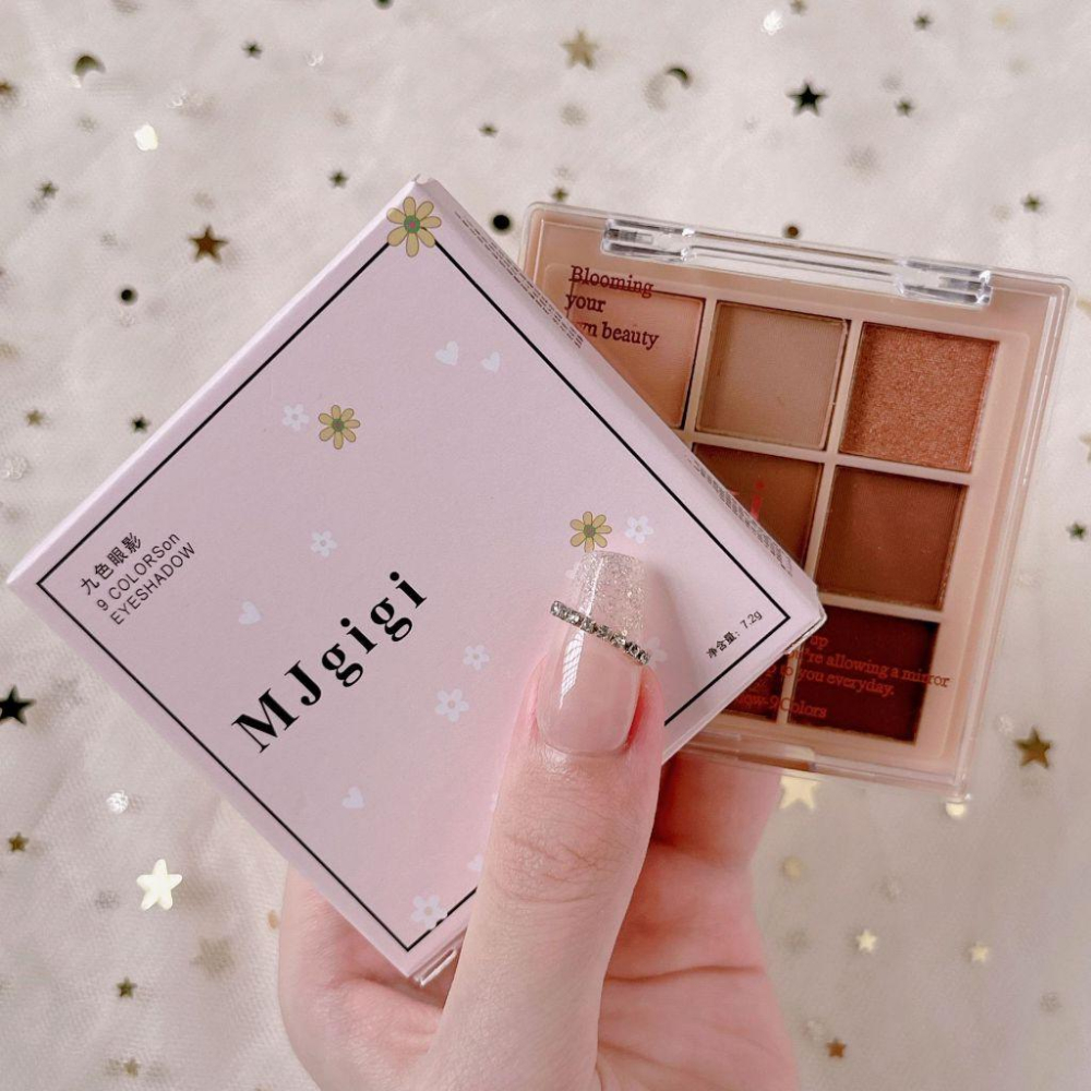 @台灣現貨~九色眼影盤 九宮格眼影 眼影腮紅 9色眼影 閃粉 眼影盤 珠光啞光 閃粉珠光 大地色-細節圖7