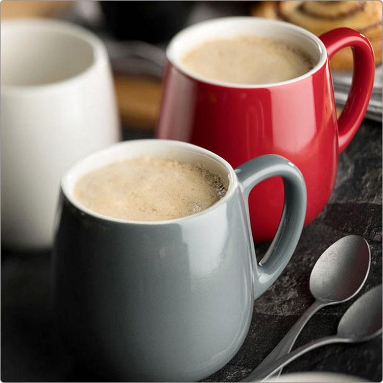 《Utopia》寬肚瓷製馬克杯(紅420ml) | 水杯 茶杯 咖啡杯-細節圖4