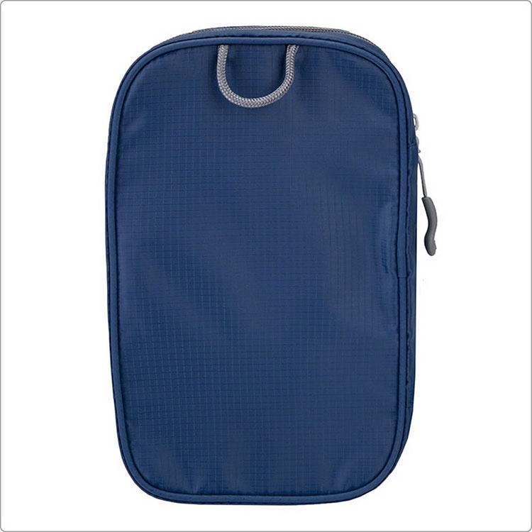 《TRAVELON》防潑水三層盥洗化妝包(藍) | 化妝包 收納包 旅行小包 沐浴小包 盥洗收納包-細節圖4