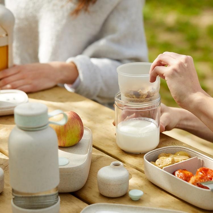 《LEKUE》附匙手提式便當盒(米600ml) | 環保餐盒 保鮮盒 午餐盒 飯盒-細節圖5