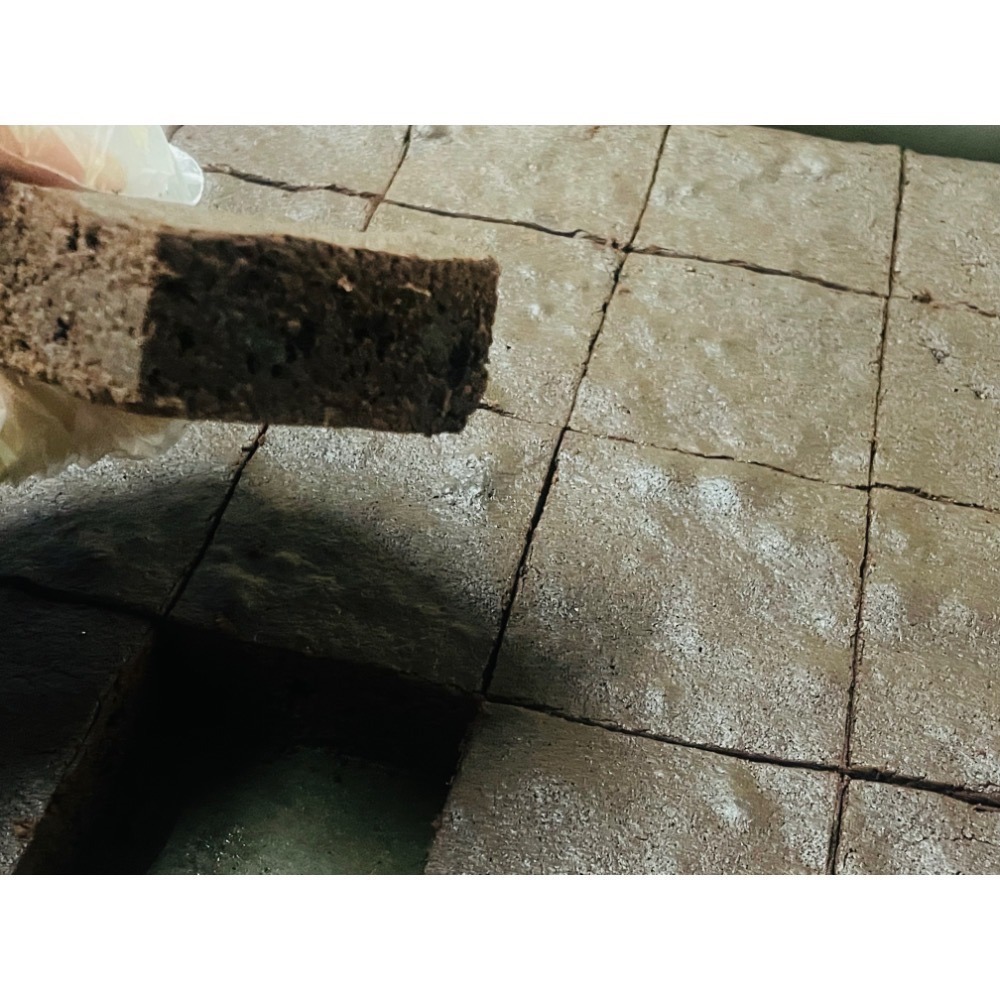 【想,吃什麼】70%可可布朗尼蛋糕-細節圖2