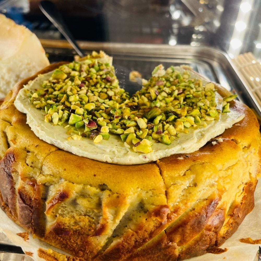 【想,吃什麼】開心果巴斯克乳酪蛋糕6寸-細節圖3