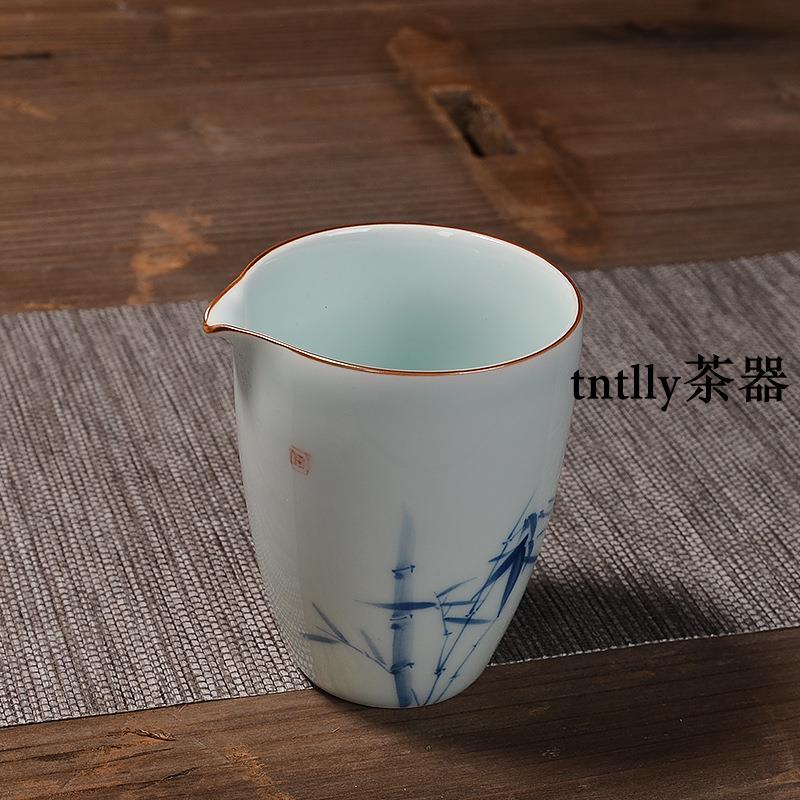 【現貨免運】手繪影青瓷公道杯 陶瓷公茶器勻杯 德化茶具-細節圖6