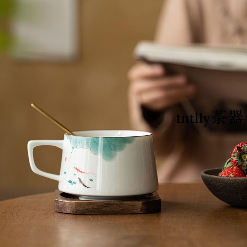 【現貨免運】手繪荷花咖啡杯陶瓷釉下彩馬克杯家用辦公杯中式水杯女禮盒裝送禮 德化茶具-細節圖4