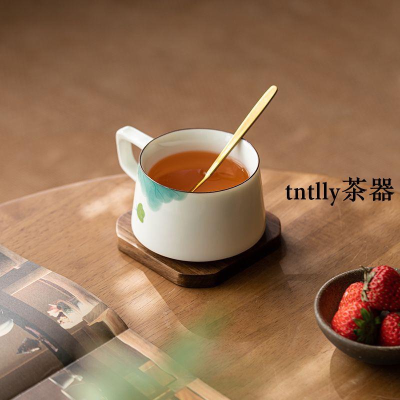 【現貨免運】手繪荷花咖啡杯陶瓷釉下彩馬克杯家用辦公杯中式水杯女禮盒裝送禮 德化茶具-細節圖5