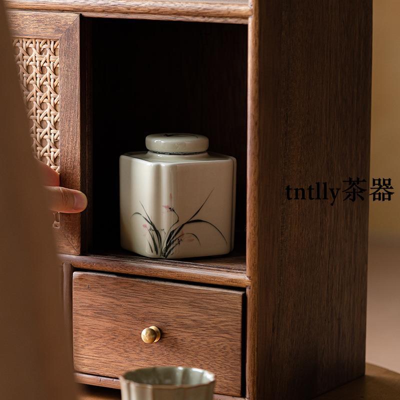 【現貨免運】草木灰手繪蘭花小號密封罐功夫茶具密封茶倉陶瓷儲茶罐 德化茶具-細節圖3