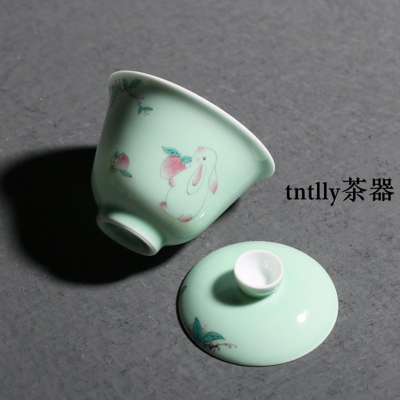 【現貨免運】青瓷全手繪蓋碗 可愛兔子吃蘿卜泡茶碗 陶瓷功夫茶具泡茶碗 德化茶具-細節圖4