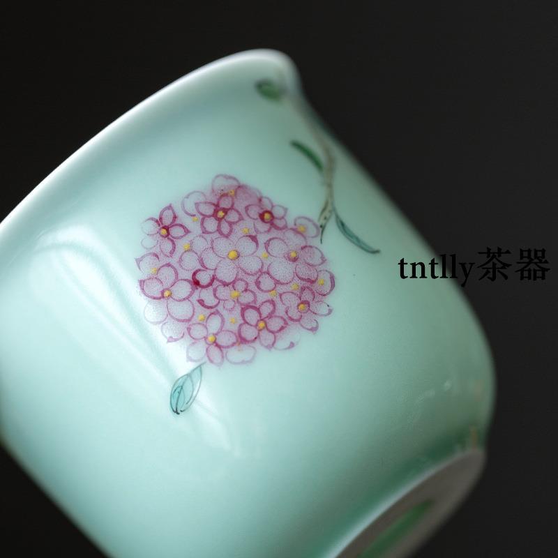 【現貨免運】青瓷手繪繡球花主人杯功夫茶具喝茶主人杯陶瓷小清新茶杯 德化茶具-細節圖2