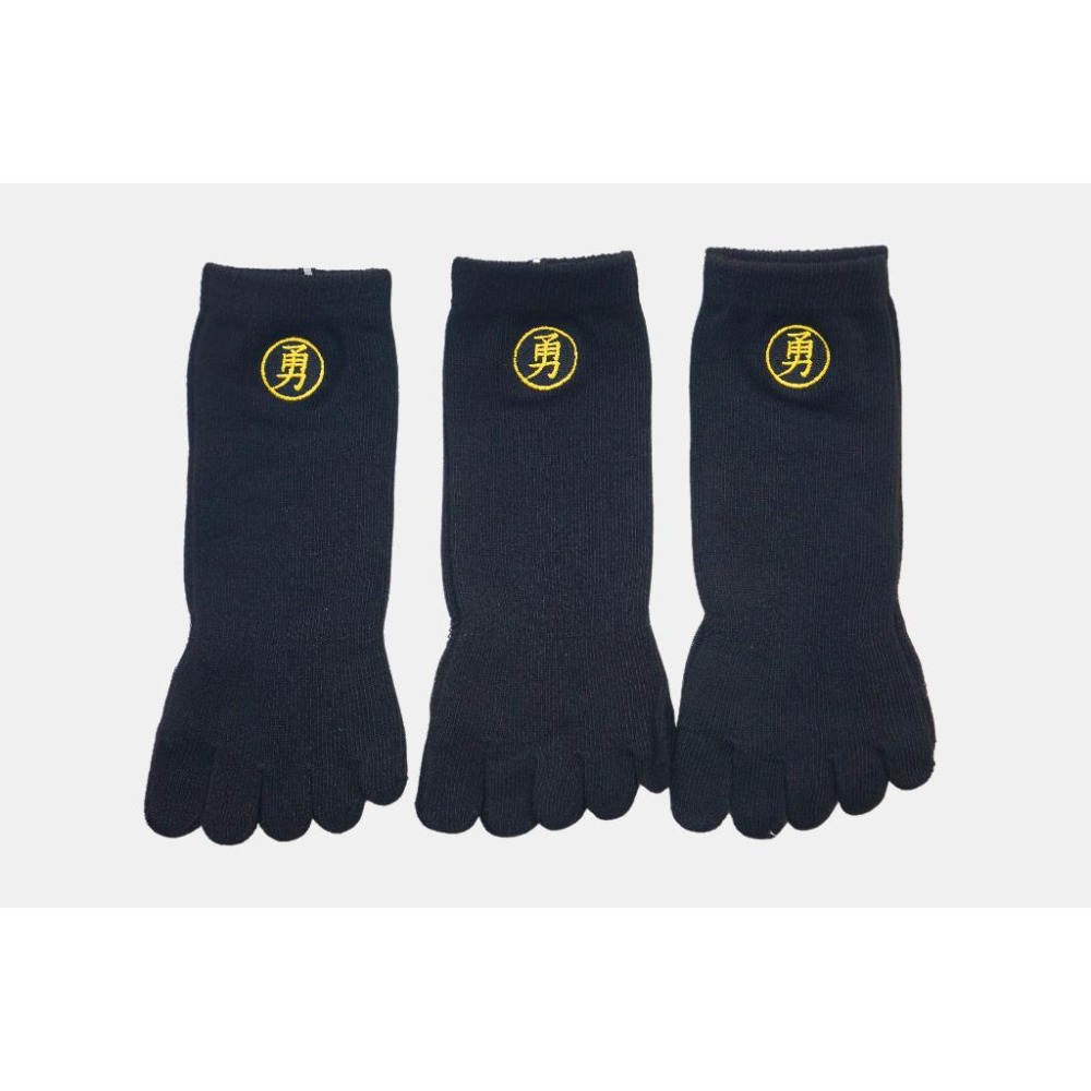 AMISS 【純棉舒適】 勇字刺繡五指襪 台灣製 五趾襪 白沙屯襪 白沙屯媽祖 勇字襪 勇往直前 莫忘初衷-細節圖3