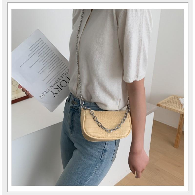 ins超火小包包 新款潮百搭鏈條小方包 韓版單肩chic鏈條斜挎包 斜背包 側背包 單肩包 外出小包包-細節圖3