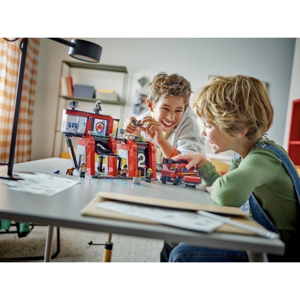 《屁桃柑仔店》現貨LEGO 60414 消防局和消防車-CITY系列-細節圖5