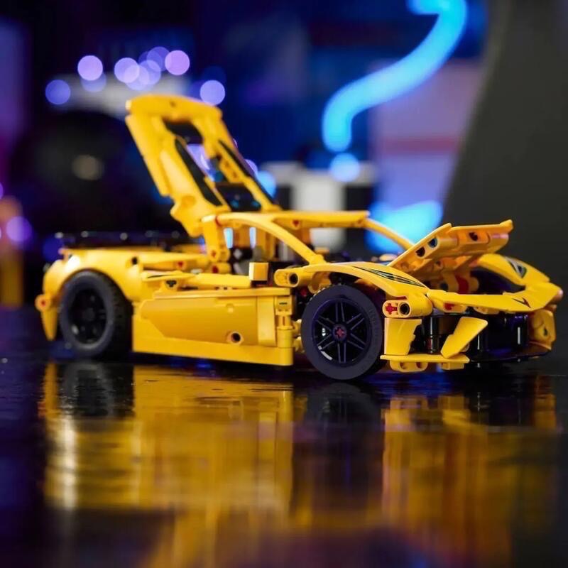 《屁桃柑仔店》現貨LEGO 42205  雪佛蘭克爾維特·黃貂魚-TECHNIC系列-細節圖4