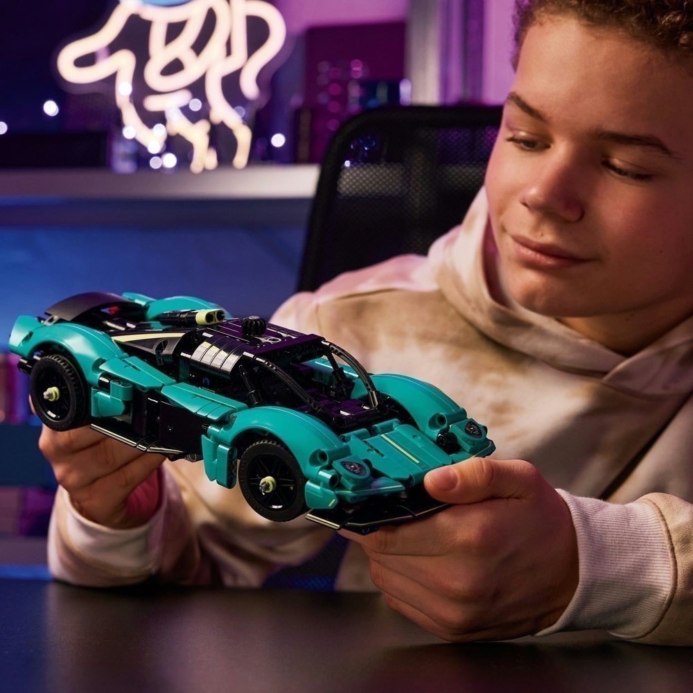 《屁桃柑仔店》現貨LEGO 42208  奧斯頓馬丁 Aston Martin Valkyrie -科技系列-細節圖6