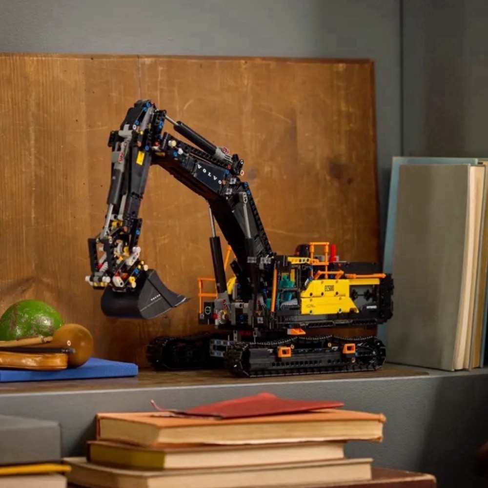 《屁桃柑仔店》現貨LEGO  42215  Volvo EC500 Hybrid 挖掘機 -Technic系列-細節圖8