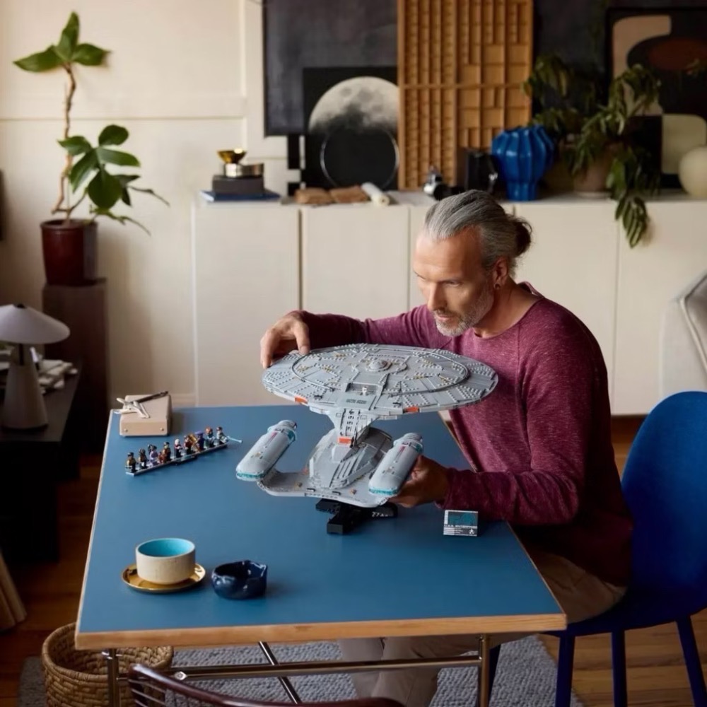 年後出貨《屁桃柑仔店》現貨LEGO 10356 星艦迷航記：聯邦星艦企業號 Star Trek 星際爭霸戰-細節圖8