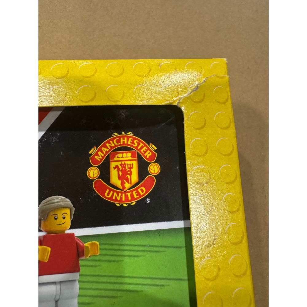 《屁桃柑仔店》現貨LEGO 6322501 曼聯老特拉福德球場-細節圖3
