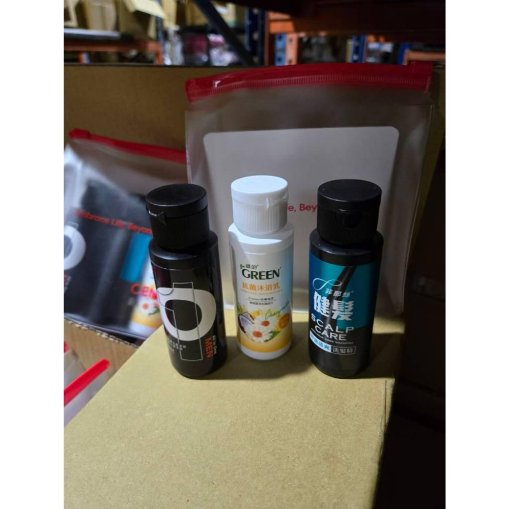 【現貨】 綠的旅行組合 抗菌三合一洗沐 健髮控油洗髮精 洋甘菊沐浴乳 隨身套裝 出差必備-細節圖2