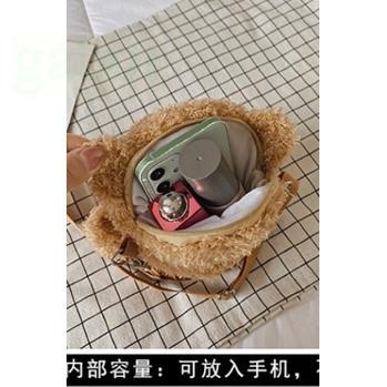 數量多 24小時內寄出)兒童包 小熊 熊熊 拉鏈包 側背包 斜跨包 包包 毛絨 單肩包 零錢包 百搭 穿搭 手拿包 小熊-細節圖3