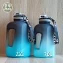 【B&M＇s 日常商行】超大容量運動水壺 1600/2200mL 漸變色網紅款-規格圖6