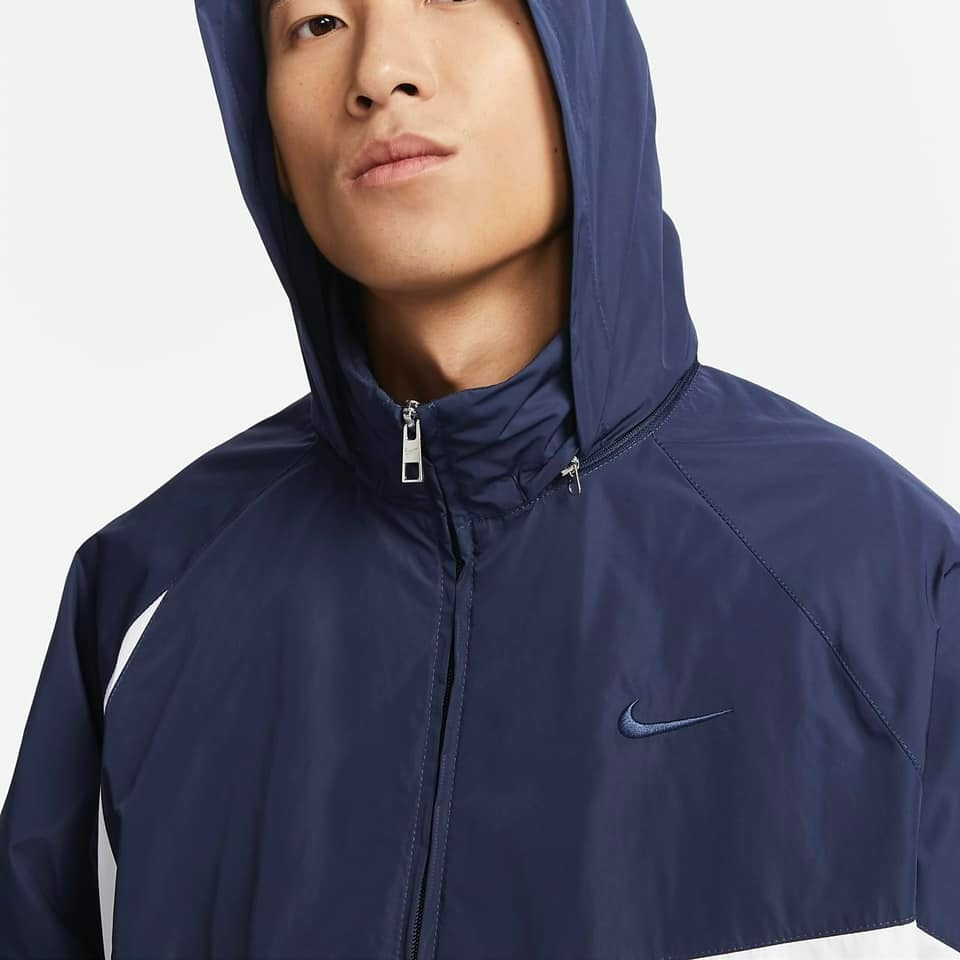 【大力好物】Nike Swoosh  藍白 男裝 中性 風衣外套 連帽外套 防潑水 帽可收 FB7878-410-細節圖7