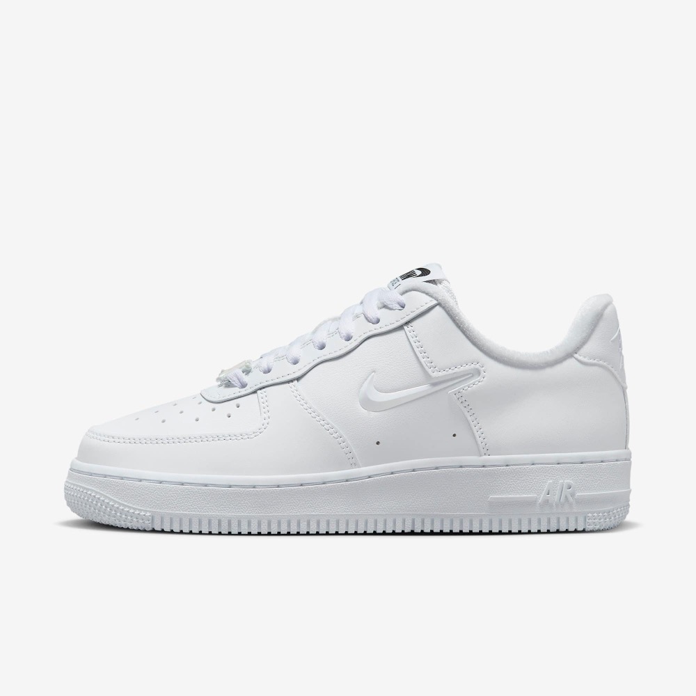 【大力好物】Nike Air Force 1 07 SE 白色 女鞋 休閒鞋 復古球鞋 倒勾 FB8251-100-細節圖2