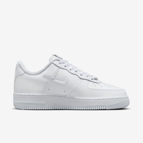 【大力好物】Nike Air Force 1 07 SE 白色 女鞋 休閒鞋 復古球鞋 倒勾 FB8251-100-細節圖4