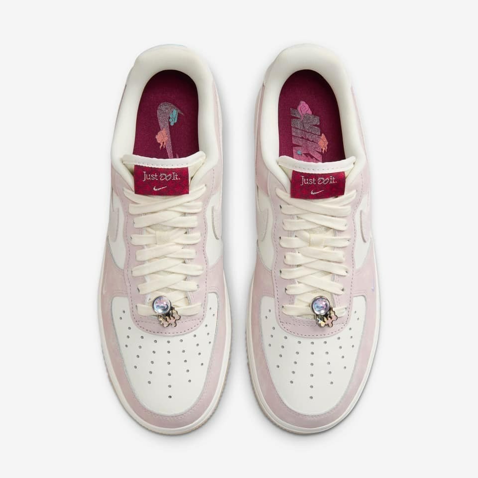 【大力好物】Nike Air Force 1 07 LX 米白紫 女鞋 休閒鞋 復古球鞋 AF1 FZ5066-111-細節圖4